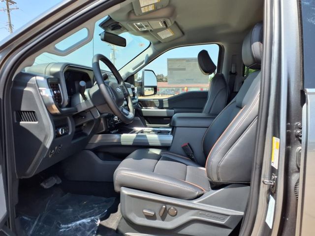 2025 Ford F-350 Lariat photo 12