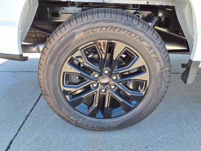 2025 Ford F-150 XLT photo 6