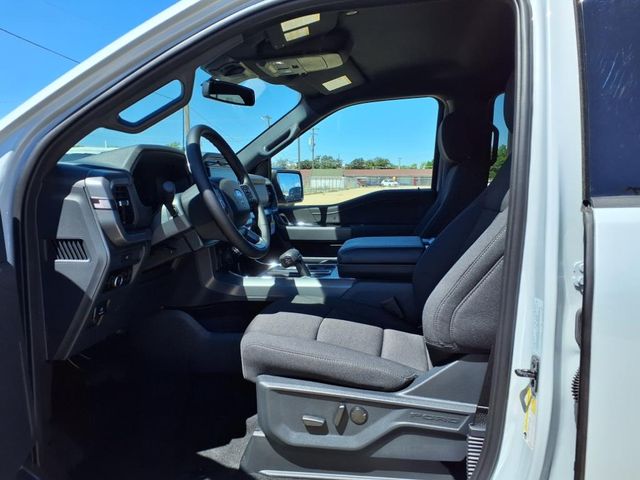 2025 Ford F-150 XLT photo 13