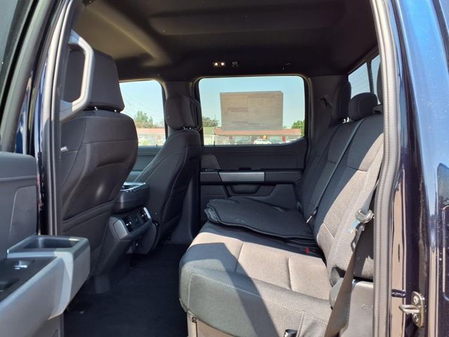 2025 Ford F-150 XLT photo 8