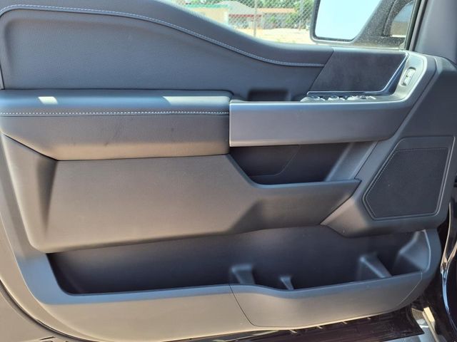 2025 Ford F-150 XLT photo 10