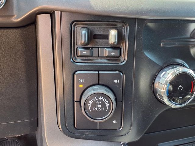 2025 Ford F-150 XLT photo 18