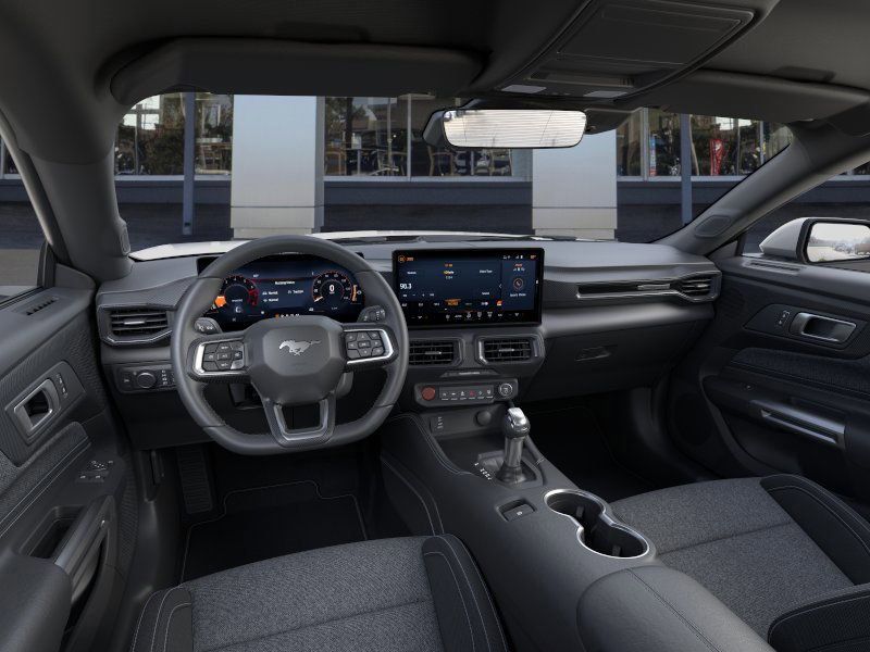 2025 Ford Mustang photo 6
