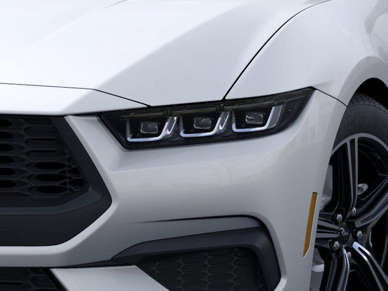 2025 Ford Mustang photo 15