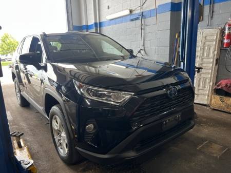 2021 Toyota RAV4 Hybrid XLE