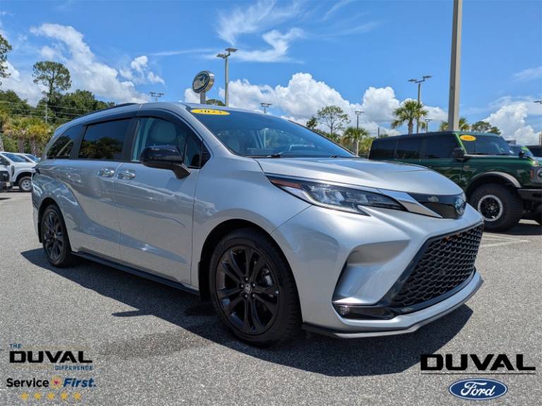 2023 Toyota Sienna XSE