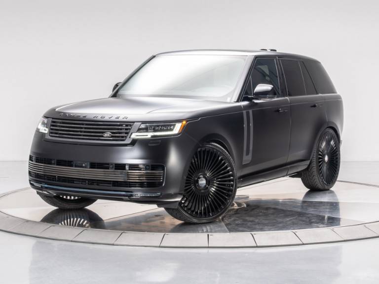 2025 Land Rover Range Rover P530 SE
