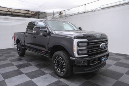 2025 Ford Super Duty F-250 SRW Platinum