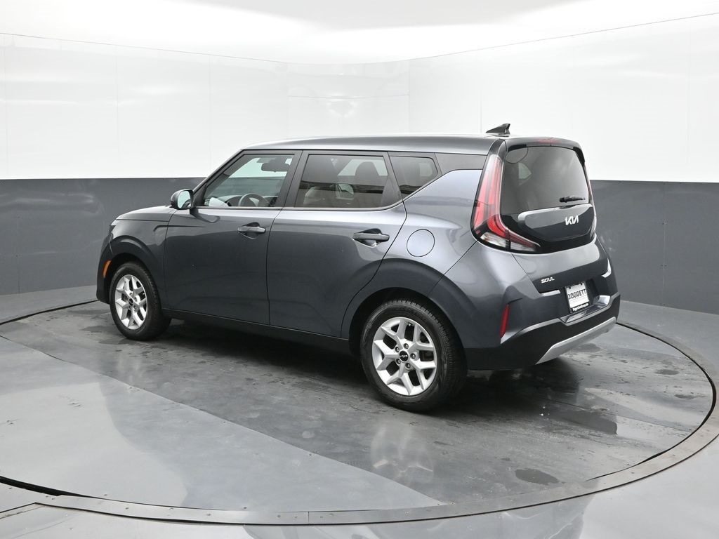 2023 Kia Soul LX photo 5
