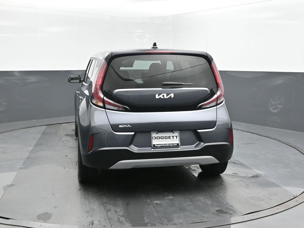 2023 Kia Soul LX photo 8