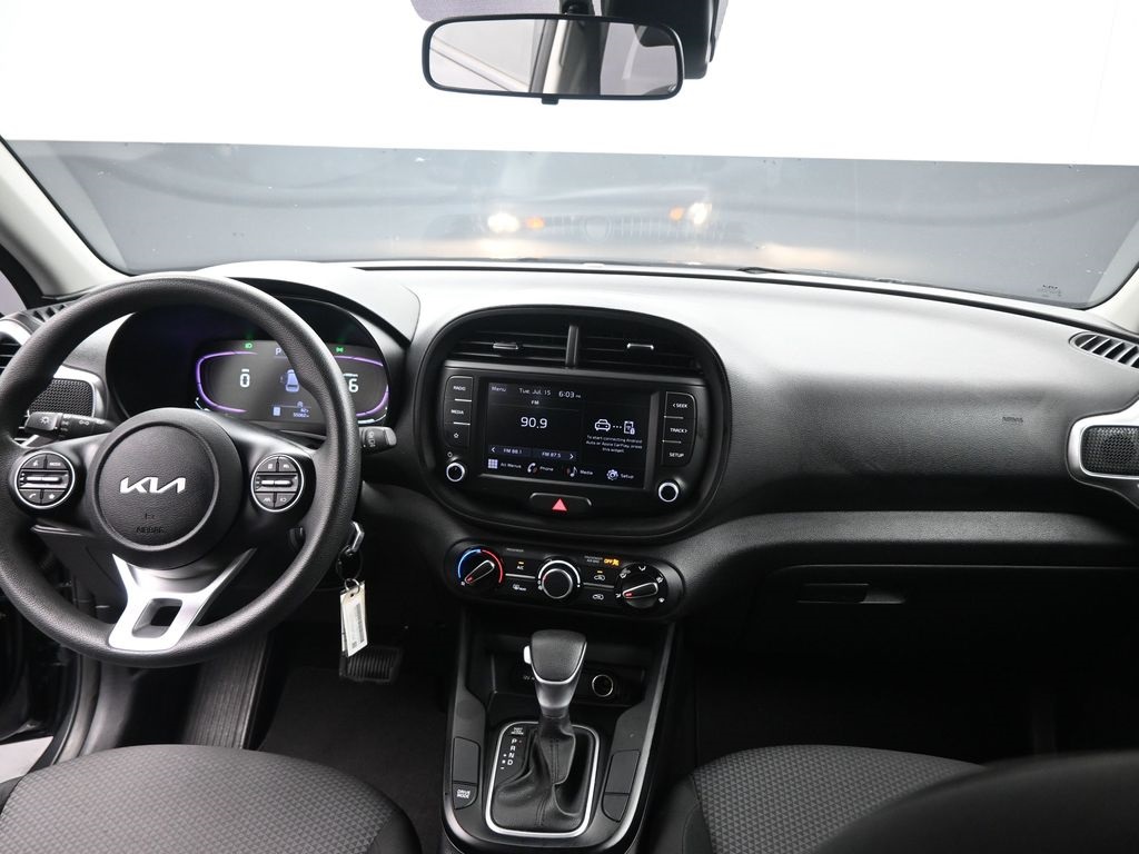2023 Kia Soul LX photo 23
