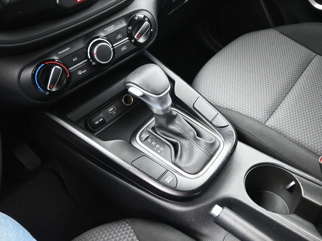 2023 Kia Soul LX photo 32