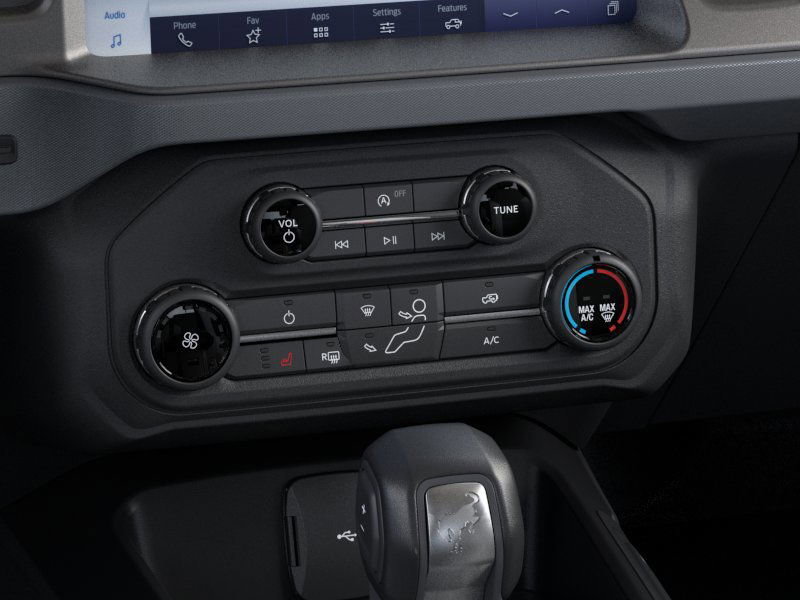 2025 Ford Bronco Base photo 15