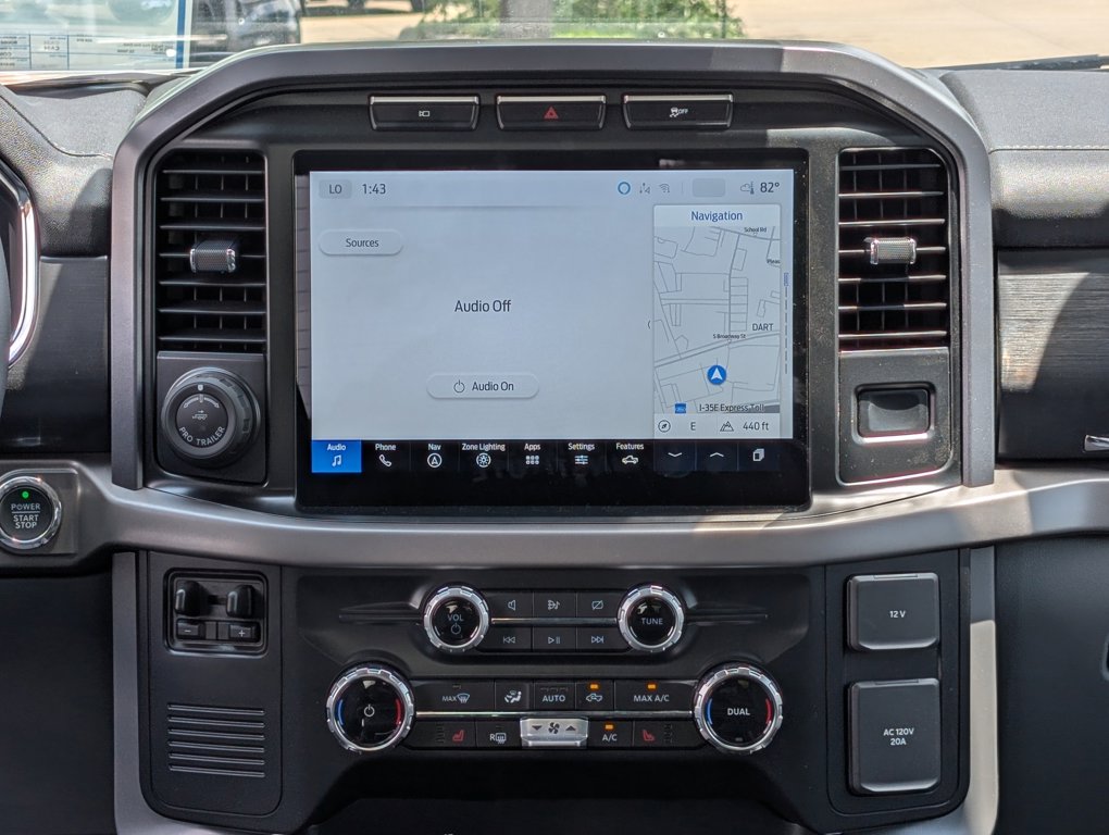 2024 Ford F-150 Lightning XLT photo 13