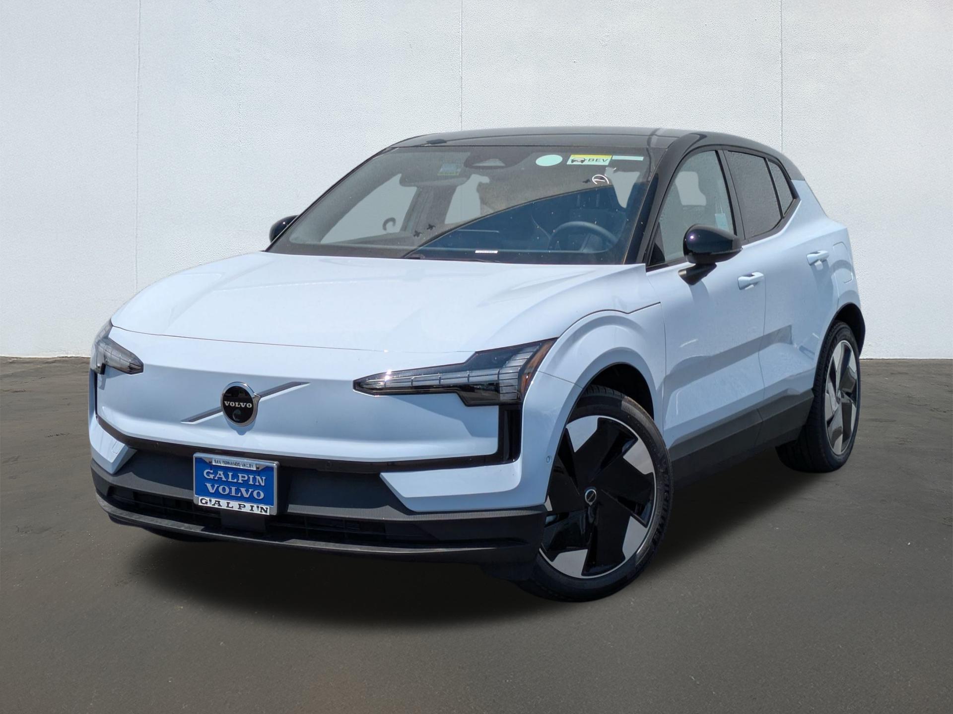 2025 Volvo EX30 Ultra photo 2