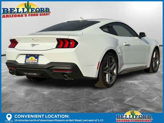 2025 Ford Mustang EcoBoost photo 4