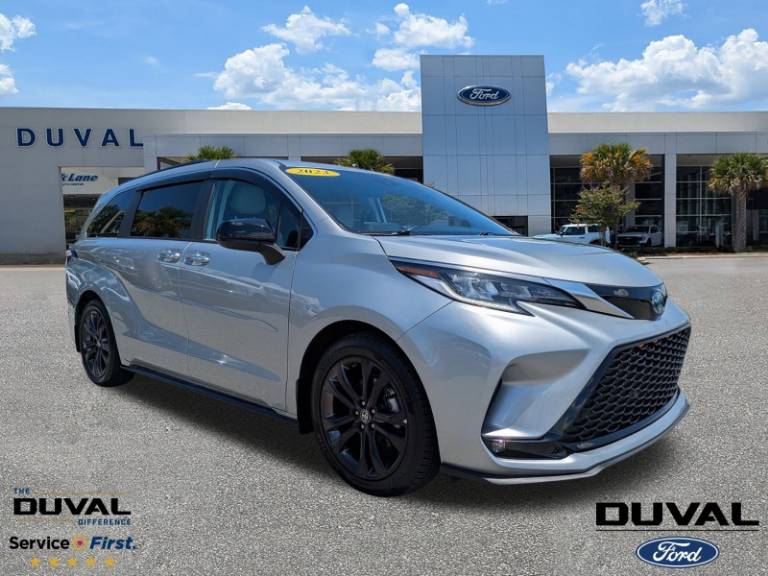 2023 Toyota Sienna XSE