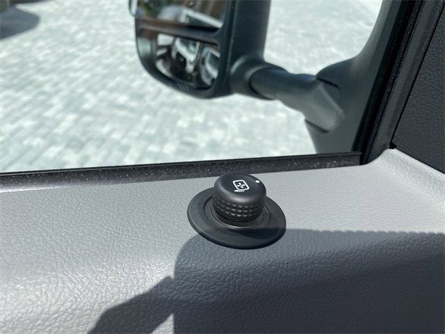 2026 Ford E-450 photo 9