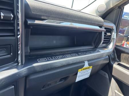 2025 Ford Super Duty F-350 SRW LARIAT