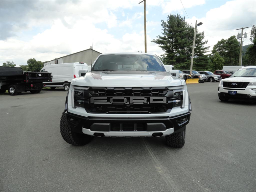 2025 Ford F-150 Raptor photo 2