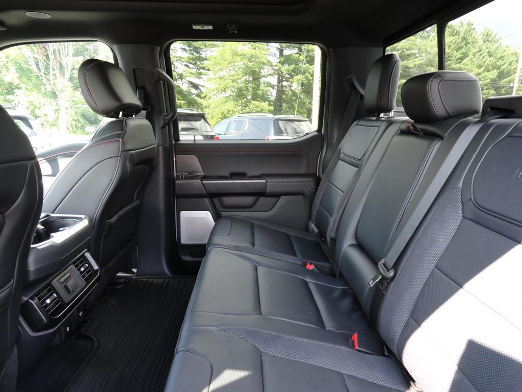 2025 Ford F-150 Raptor photo 18