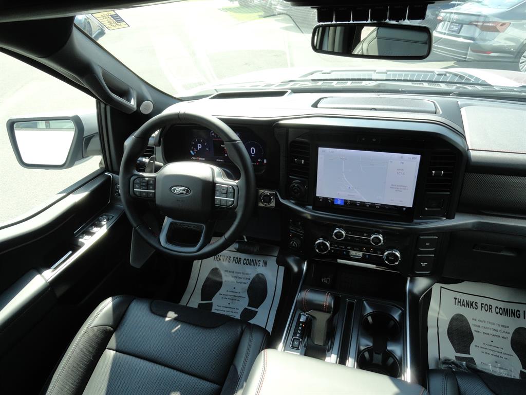 2025 Ford F-150 Raptor photo 19