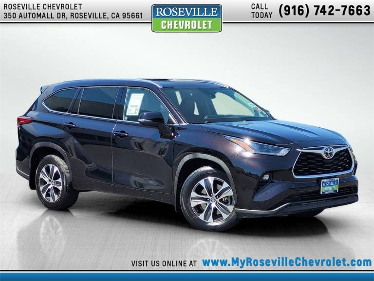 2021 Toyota Highlander XLE