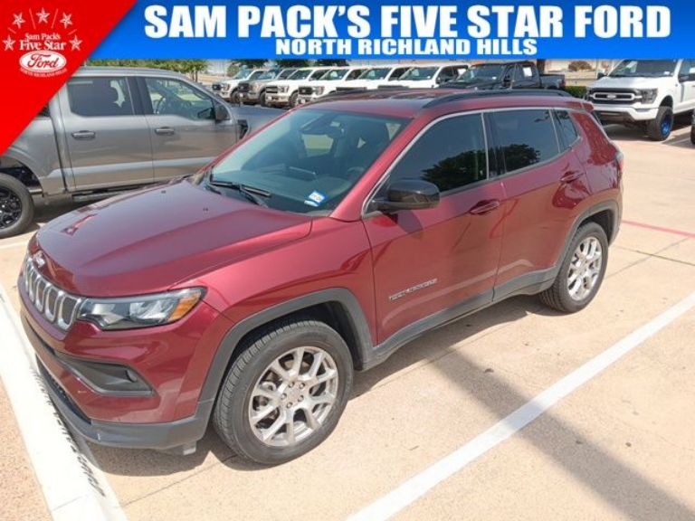2022 Jeep Compass Latitude LUX
