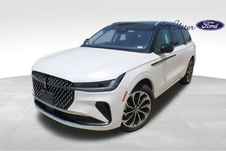 2024 Lincoln Nautilus Reserve