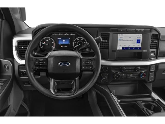 2026 Ford F-350 XLT photo 6