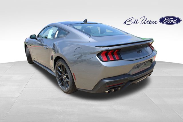 2025 Ford Mustang GT Premium photo 4