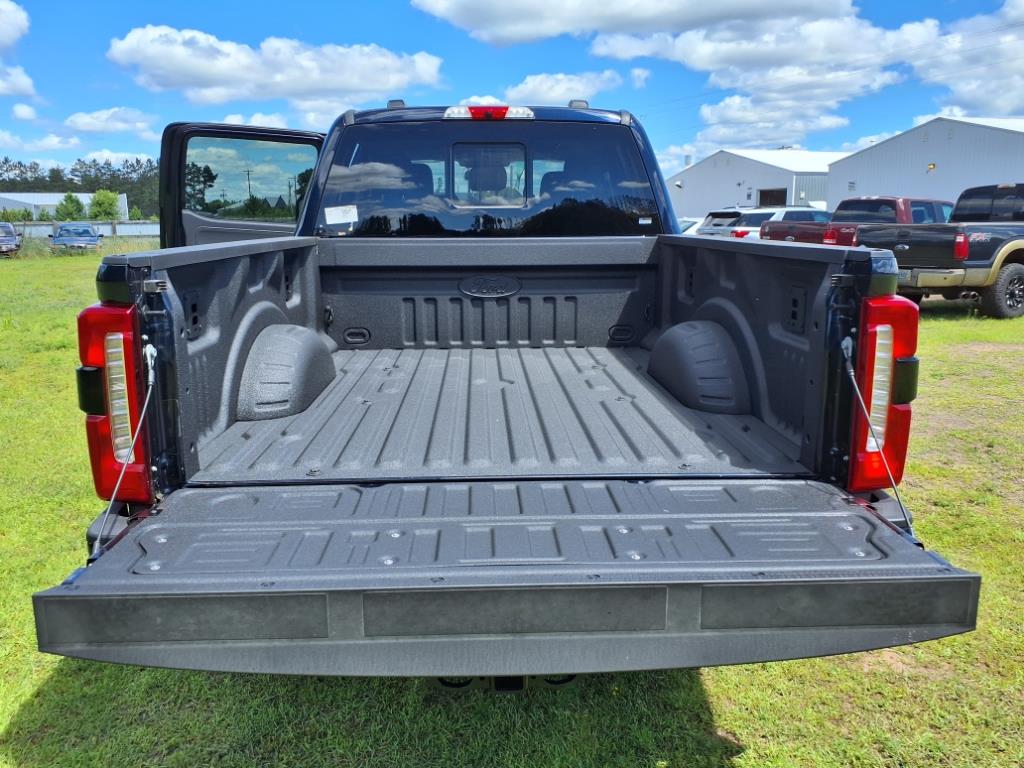 2025 Ford F-250 XL photo 5
