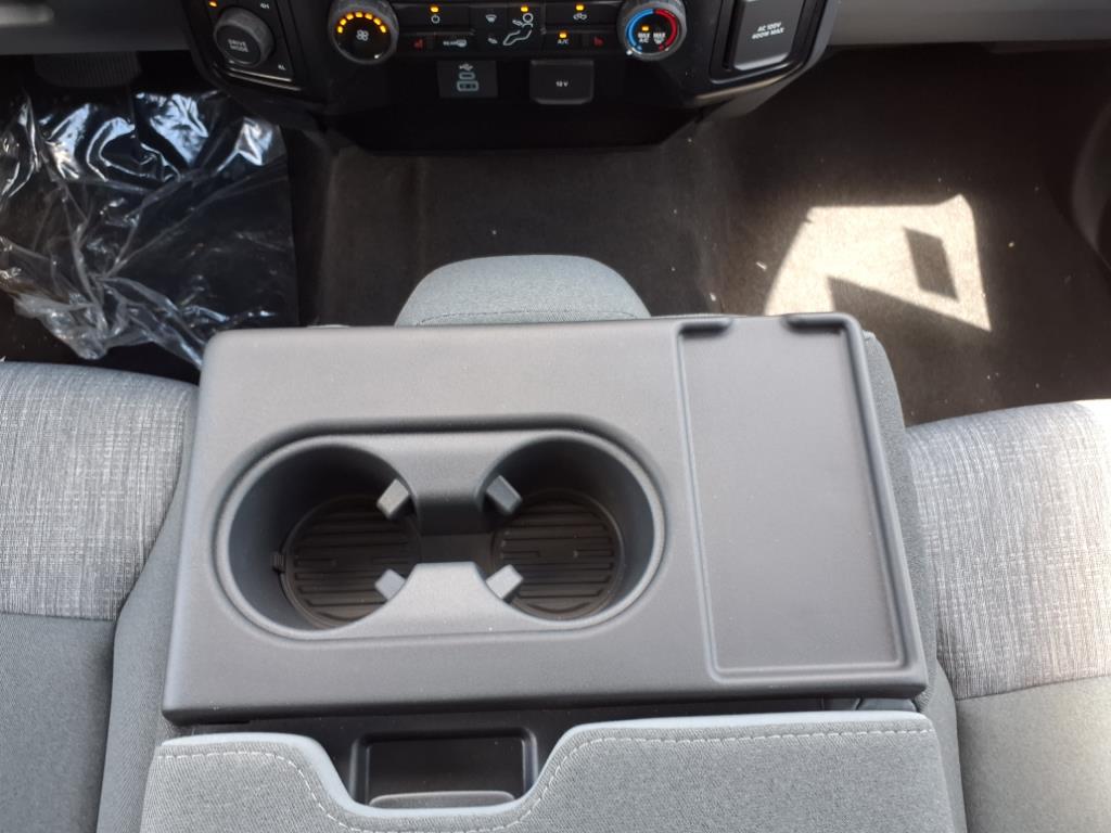 2025 Ford F-250 XL photo 8