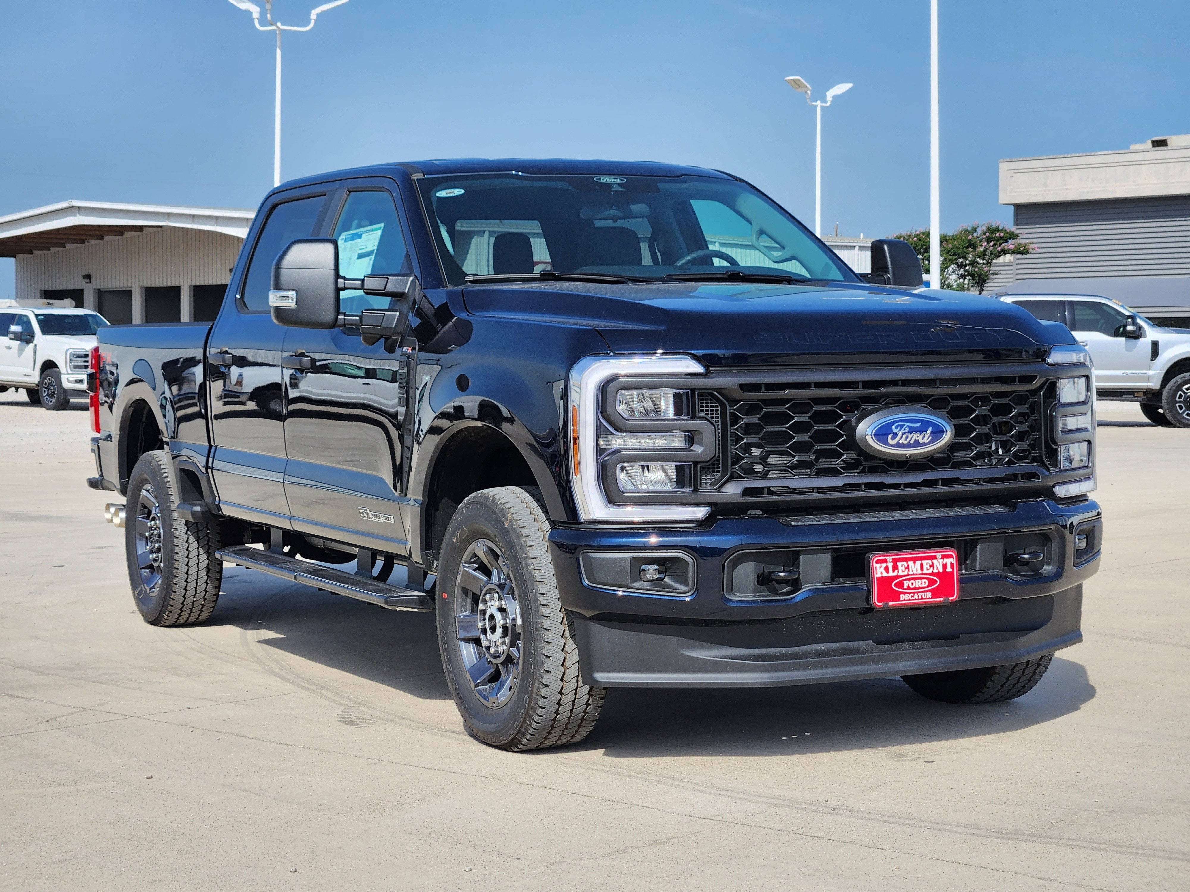 2025 Ford F-250 XL photo 2