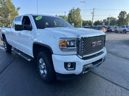 2015 GMC Sierra 3500HD Available Wifi Denali