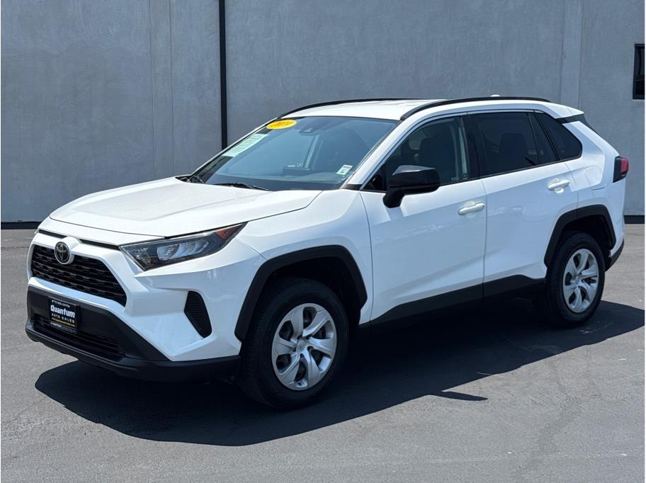 Used 2019 Toyota RAV4 LE Sport Utility 4D