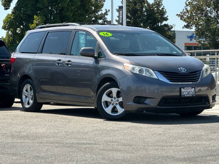 2016 Toyota Sienna