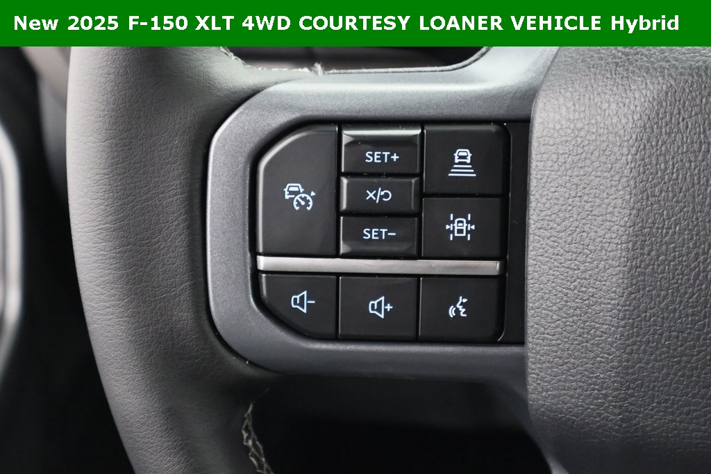 2025 Ford F-150 XLT photo 14