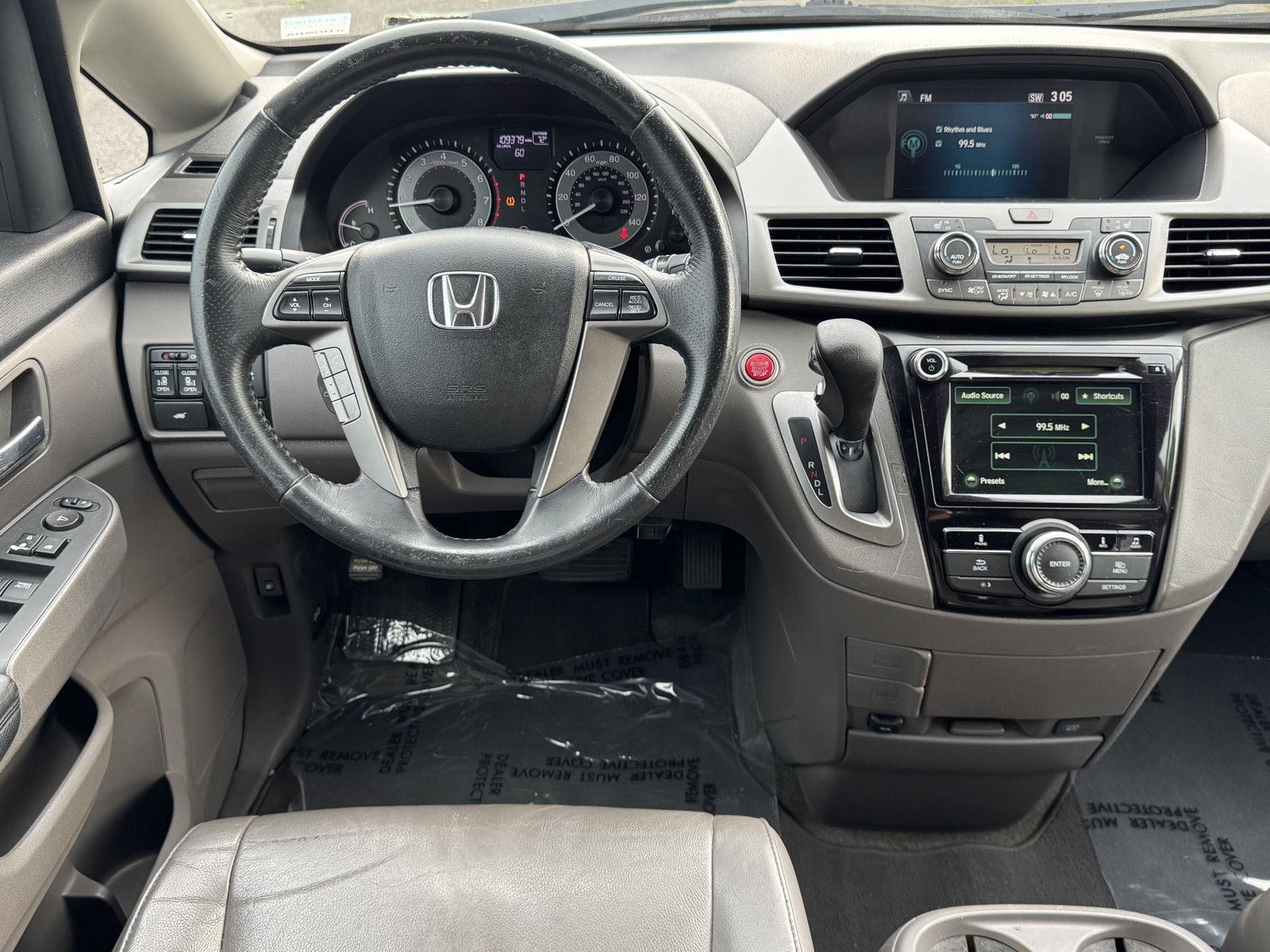 2016 Honda Odyssey EX-L photo 16