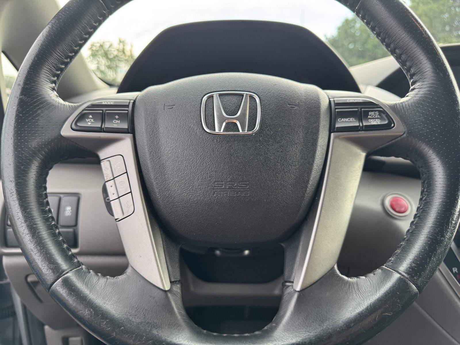 2016 Honda Odyssey EX-L photo 19