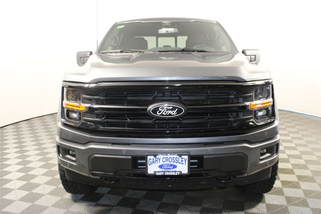 2025 Ford F-150 XLT photo 2
