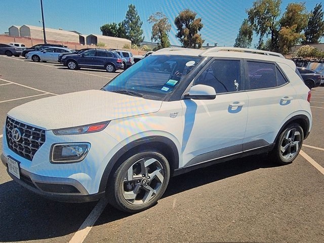 Used 2021 Hyundai Venue SEL