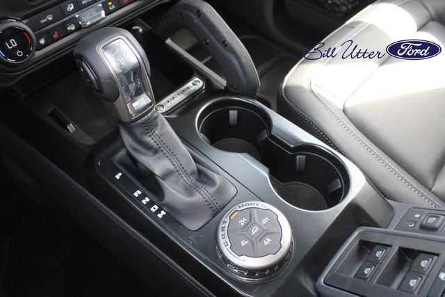 2025 Ford Bronco Badlands photo 10