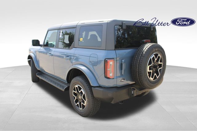 2025 Ford Bronco Outer Banks photo 4