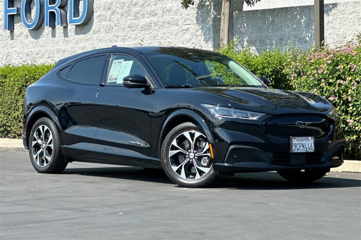 Used 2022 Ford Mustang Mach-E Premium AWD with VIN 3FMTK3SU7NMA40827 for sale in Norco, CA