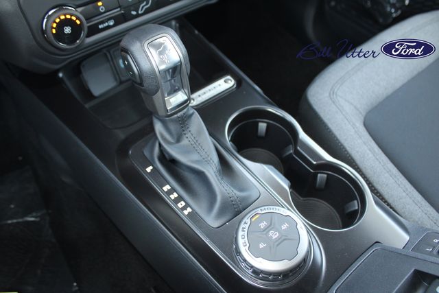 2025 Ford Bronco Base photo 8