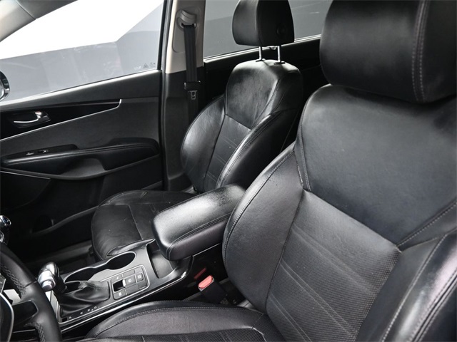2019 Kia Sorento SX photo 28