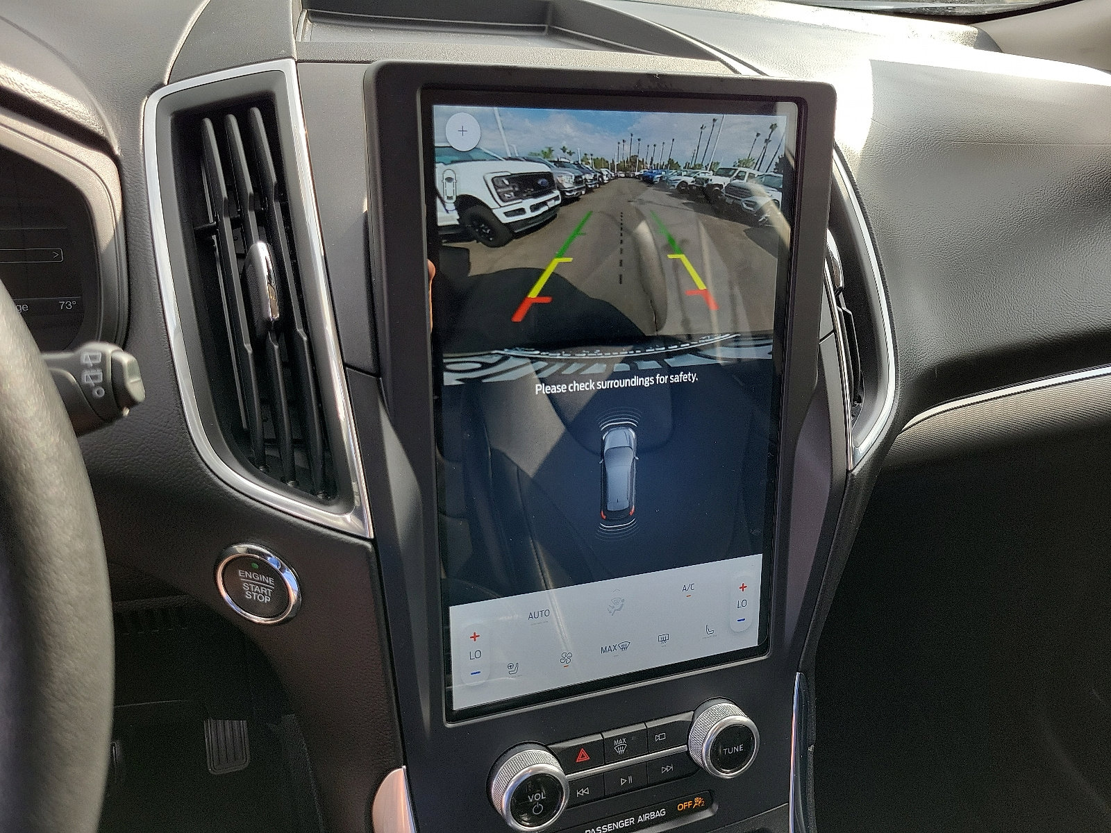 2022 Ford Edge Titanium photo 7