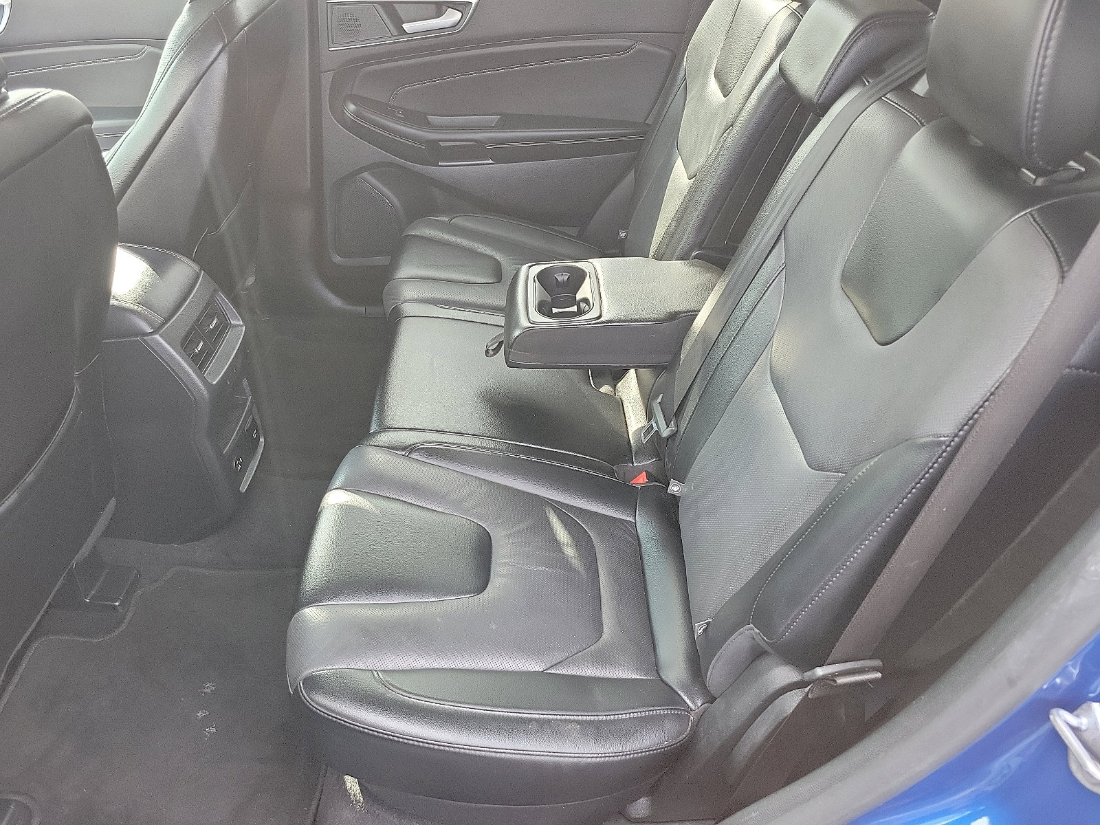 2022 Ford Edge Titanium photo 10