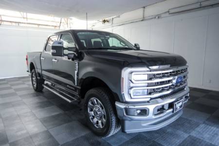 2025 Ford Super Duty F-250 SRW LARIAT